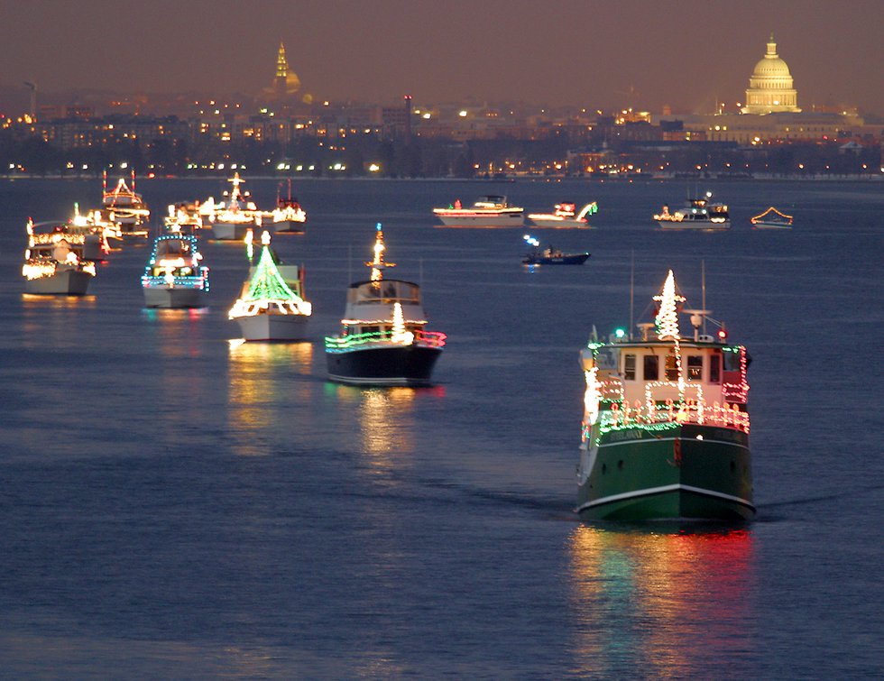 22nd Annual Alexandria Holiday Boat Parade of Lights Returns on Dec. 3
